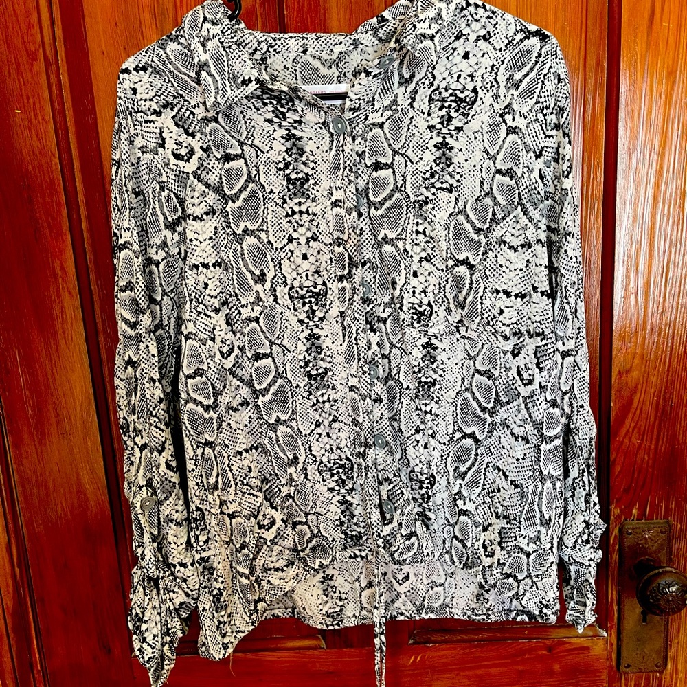Juniors Blouse Snake print